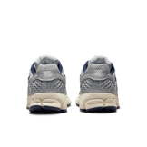 Nike Zoom Vomero 5 Pure Platinum Laser Orange Angle 3
