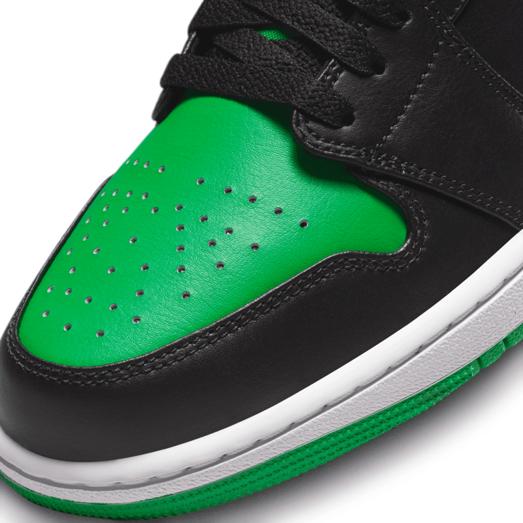 Air Jordan 1 Low Lucky Green Angle 2