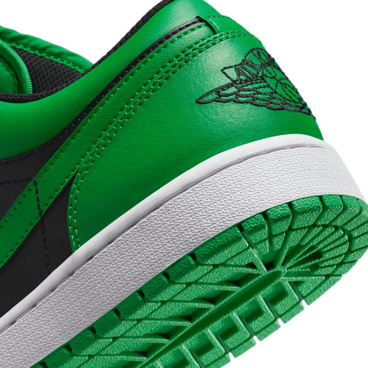 Air Jordan 1 Low Lucky Green Angle 3