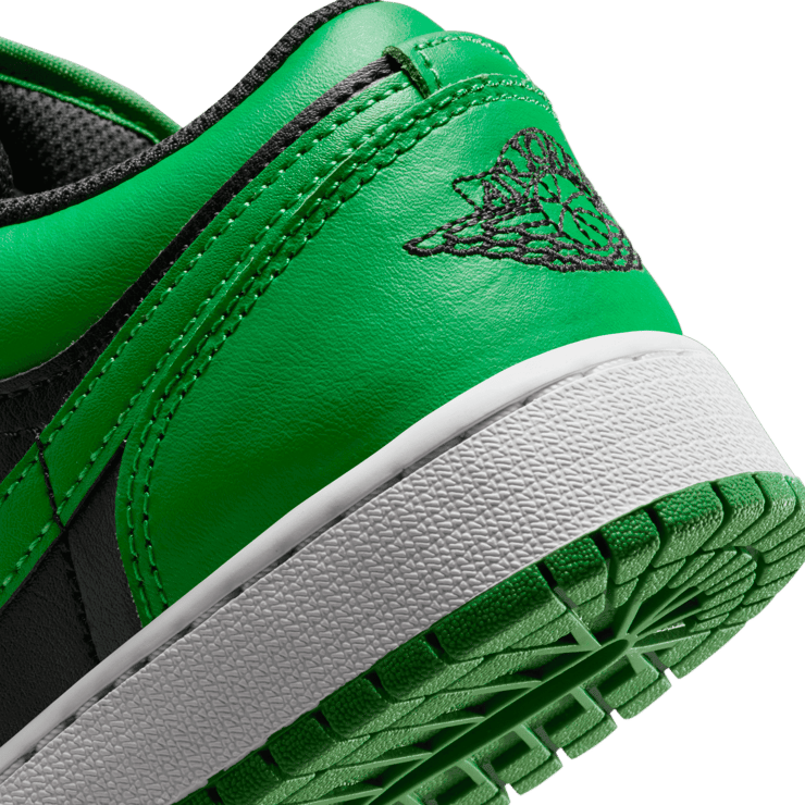 Air Jordan 1 Low Lucky Green (GS) Angle 5