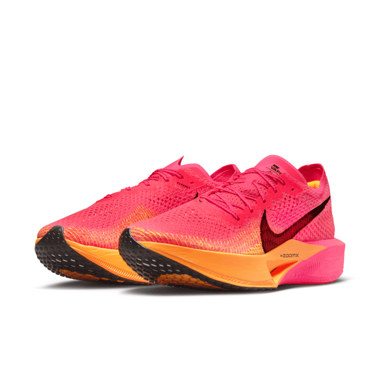 Nike ZoomX VaporFly 3 Hyper Pink Angle 3