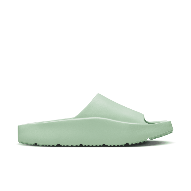 Jordan Hex Slide Pistachio Frost (W) Angle 2