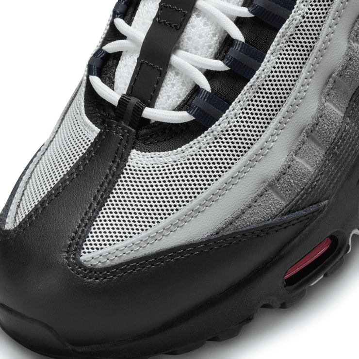 Nike Air Max 95 Black Track Red Anthracite Angle 5