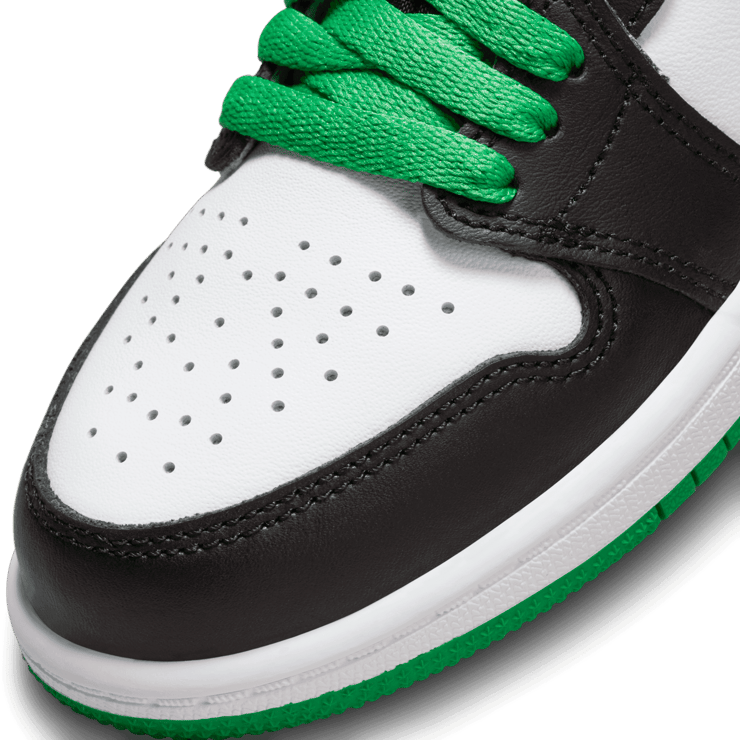 Air Jordan 1 Retro High OG Lucky Green (PS) Angle 4