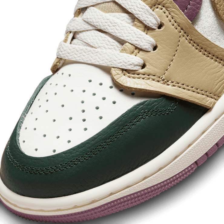 Air Jordan 1 MM High Galactic Jade Sky J Mauve (W) Angle 4