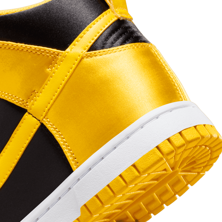 Nike Dunk High Satin Black Varsity Maize (W) Angle 6