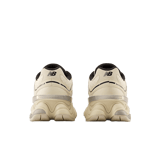 New Balance 9060 Cream Brown Angle 4