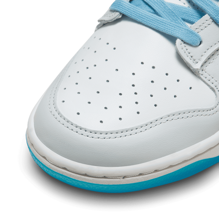 Nike Dunk Low 52 Angle 4