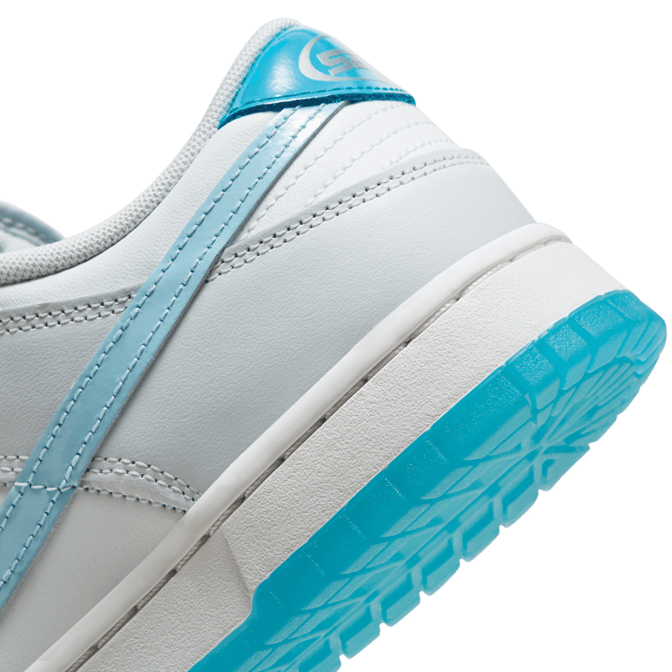 Nike Dunk Low 52 Angle 5