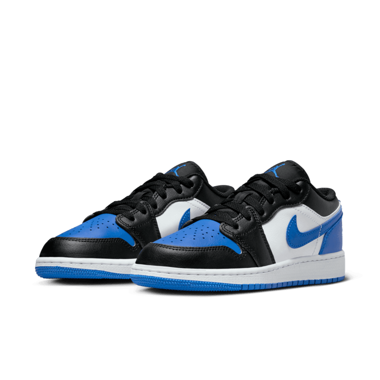 Air Jordan 1 Low Royal Toe (GS) Angle 2
