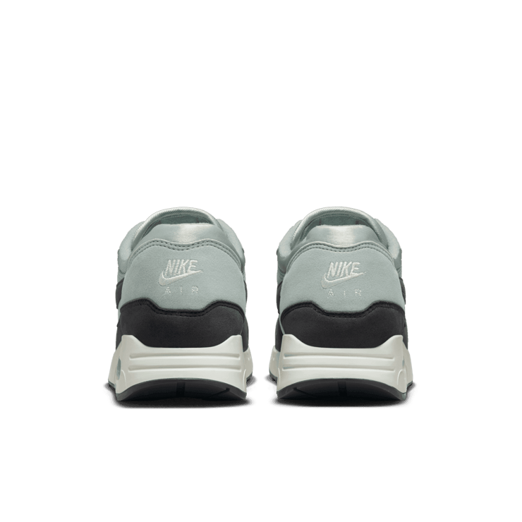 Nike Air Max 1 '86 Big Bubble Light Silver Angle 3