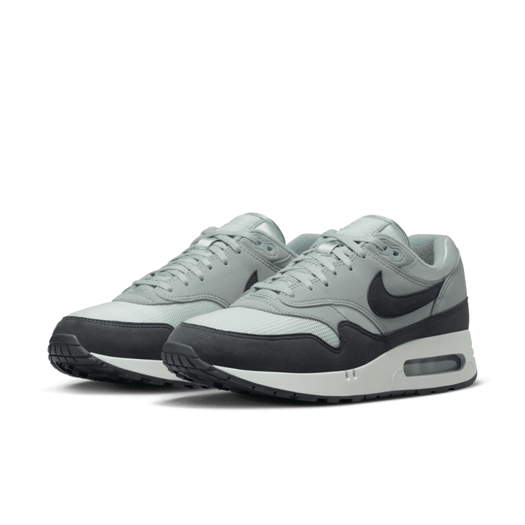 Nike Air Max 1 '86 Big Bubble Light Silver Angle 2