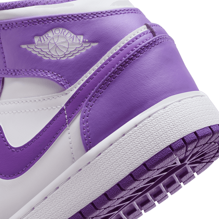 Air Jordan 1 Mid Purple Venom (GS) Angle 5