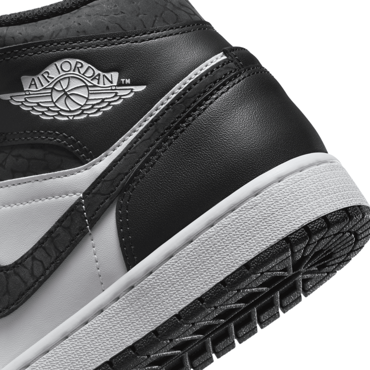 Air Jordan 1 Mid SE Panda Elephant Angle 0