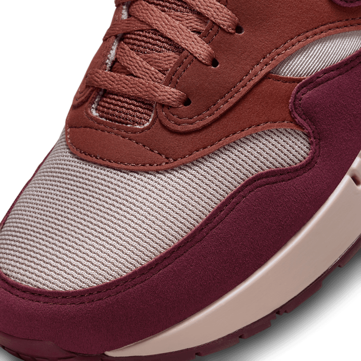 Nike Air Max 1 '86 OG Smokey Mauve Dark Team Red Angle 4