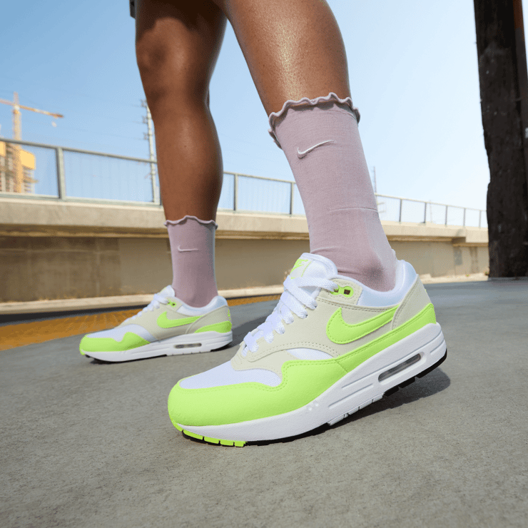 Nike Air Max 1 Volt Sea Glass (W) Angle 0