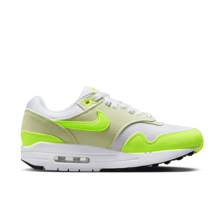 Nike Air Max 1 Volt Sea Glass (W) Angle 2