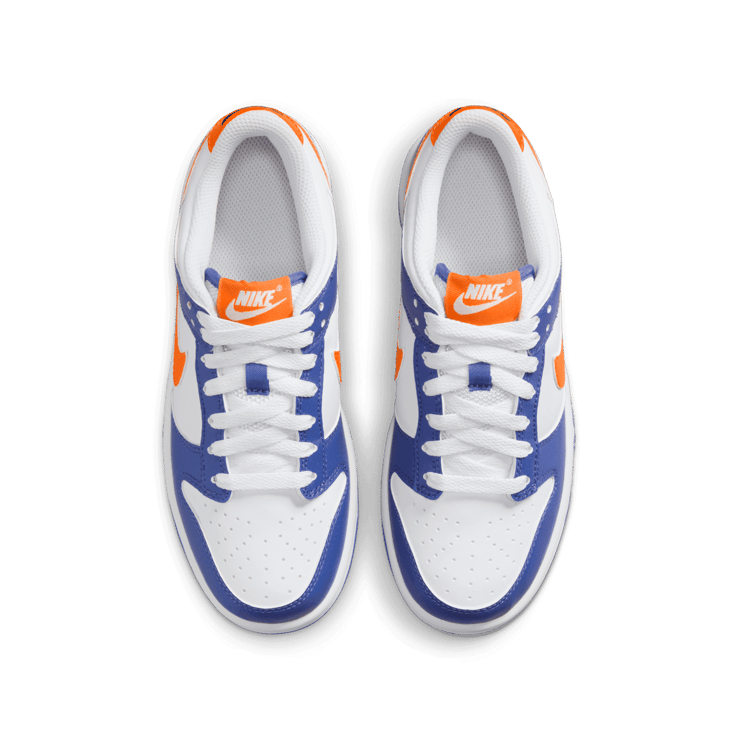 Nike Dunk Low Knicks (GS) Angle 1