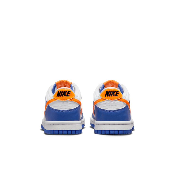 Nike Dunk Low Knicks (GS) Angle 3