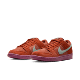 Nike SB Dunk Low Mystic Red Angle 2