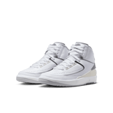 Air Jordan 2 Retro Cement Grey (GS) Angle 2