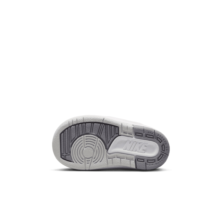 Air Jordan 2 Retro Cement Grey (TD) Angle 0
