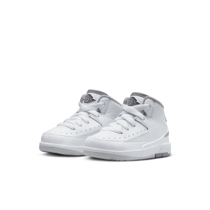 Air Jordan 2 Retro Cement Grey (TD) Angle 2