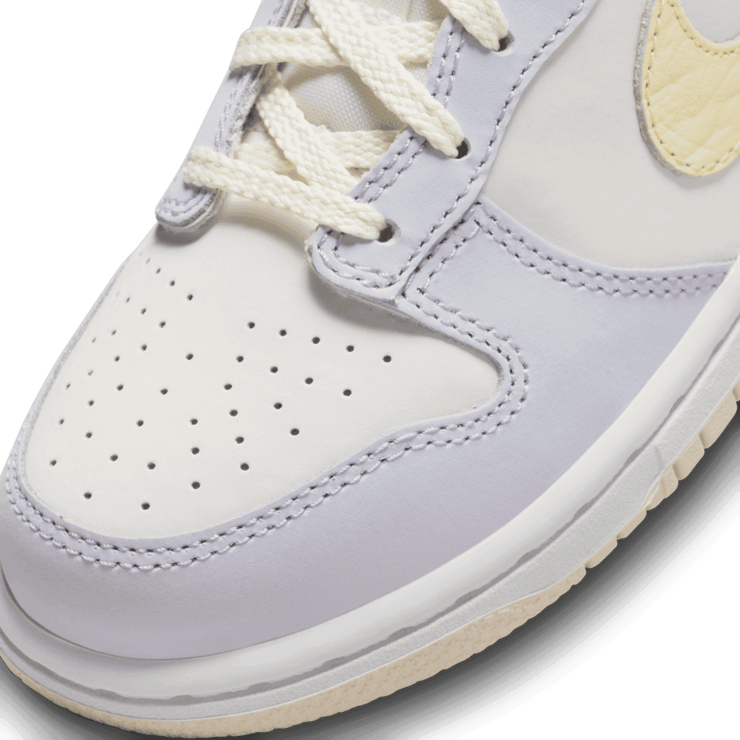 Nike Dunk Low SE Easter (2023) (PS) Angle 4