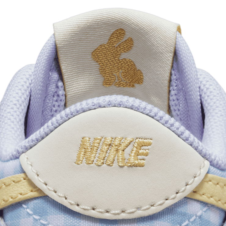 Nike Dunk Low SE Easter (2023) (TD) Angle 5