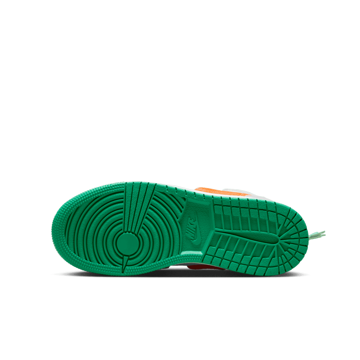 Air Jordan 1 Low SE Rabbit (GS) Angle 0