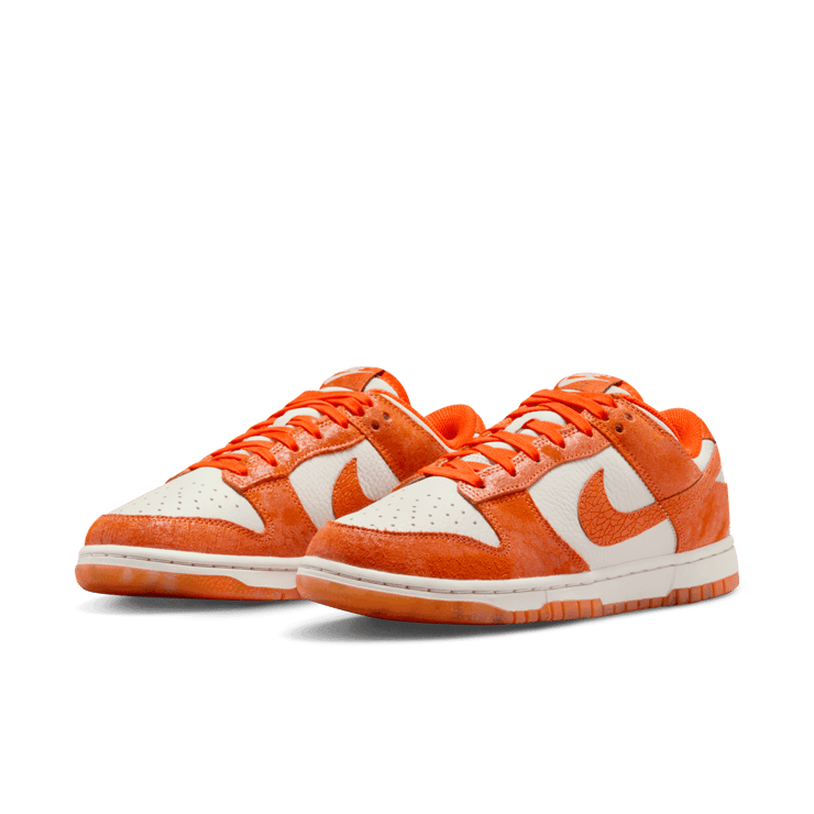 Nike Dunk Low Lava Dunk (W) Angle 2