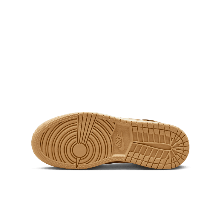 Air Jordan 1 Mid SE Seasonal Collector (GS) Angle 0