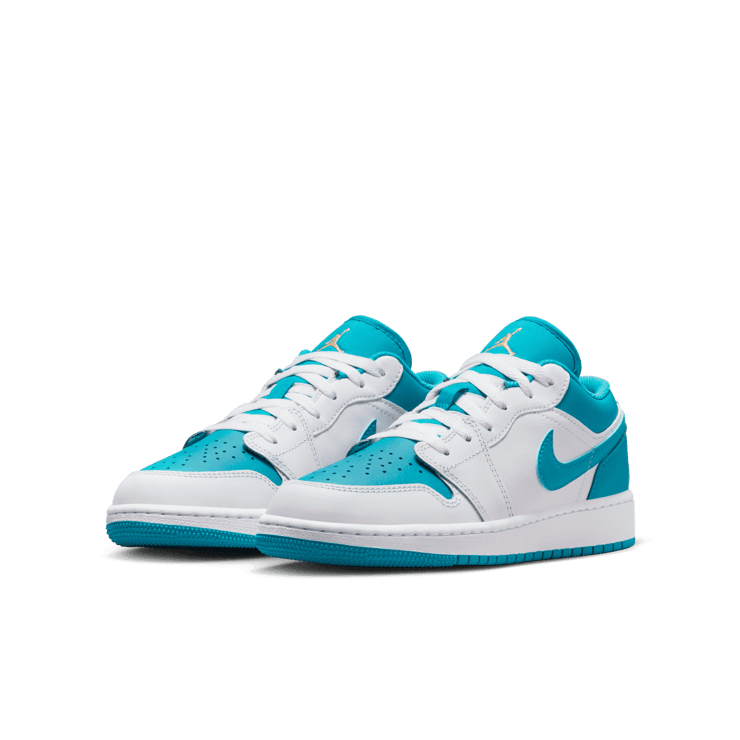 Air Jordan 1 Low White Aquatone (GS) Angle 2