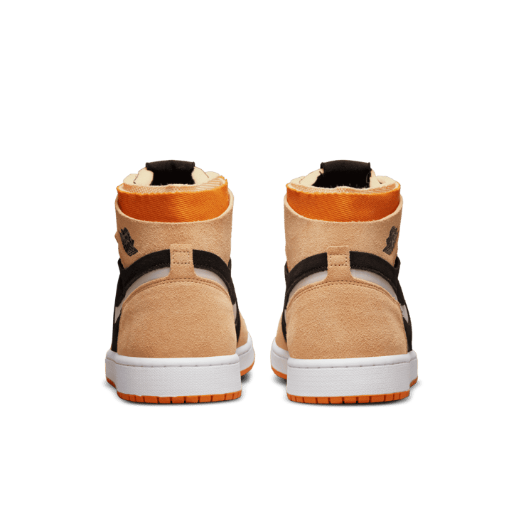 Jordan 1 High Zoom Air CMFT Pumpkin Spice Angle 3