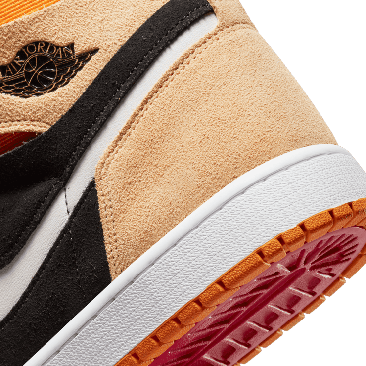 Jordan 1 High Zoom Air CMFT Pumpkin Spice Angle 5