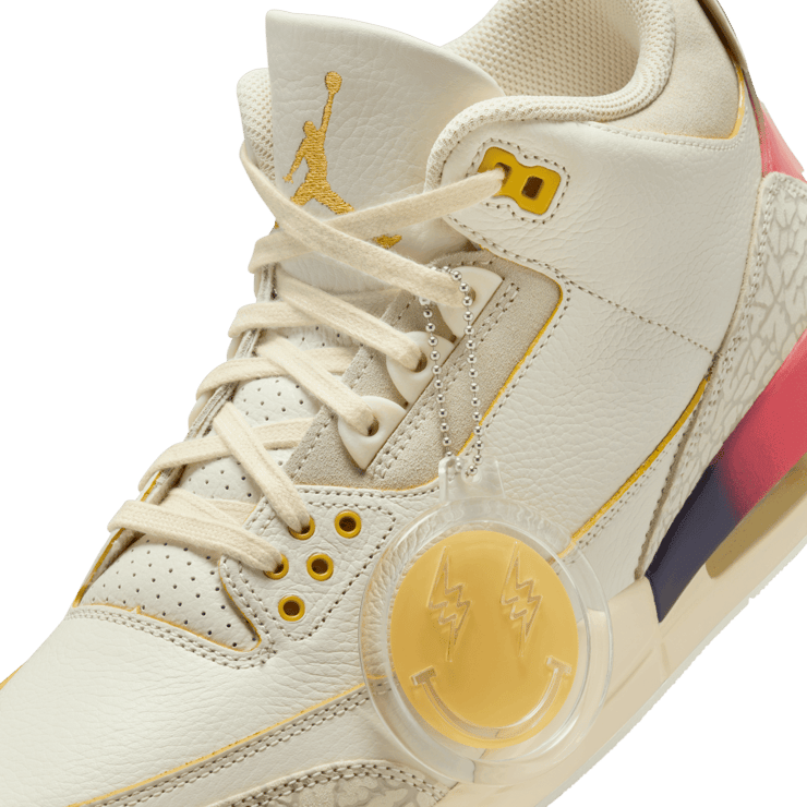 Air Jordan 3 J. Balvin Medellin Sunset Angle 3