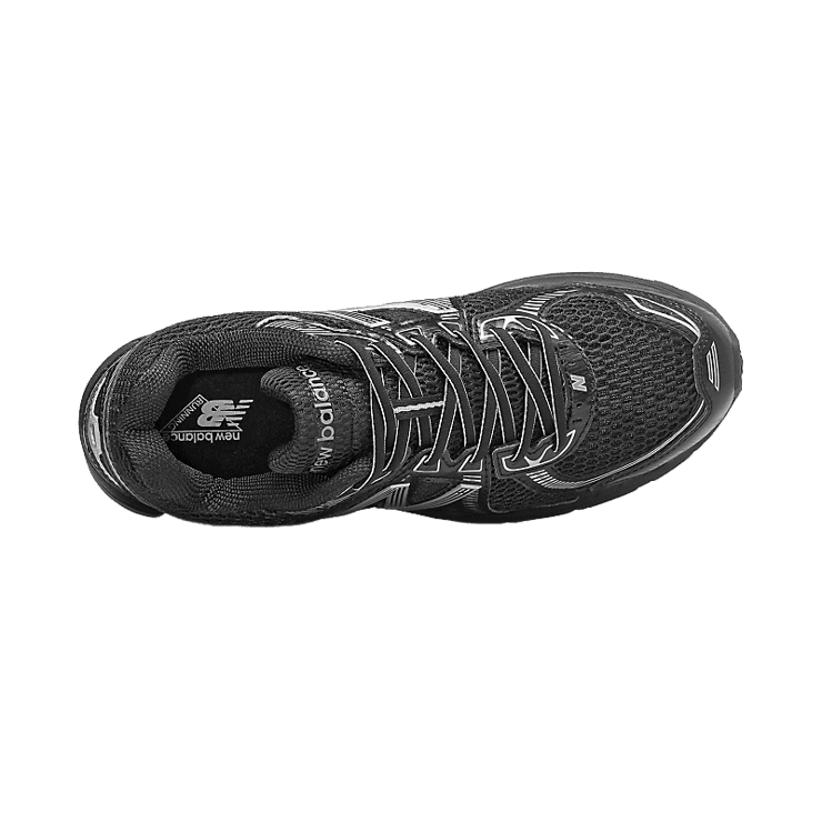 New Balance 860v2 Black Metallic Silver Angle 1