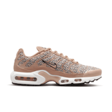 スニーカー Nike Air Max Plus United in Victory HEMP FB2557-200 Nike Air Max Plus “United In Victory” - Style Code: FB2557