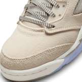 Air Jordan 5 Retro SE Craft (GS) Angle 4