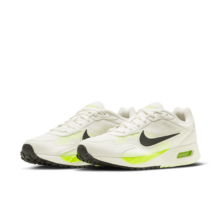 Nike Air Max Solo White Black (W) Angle 2
