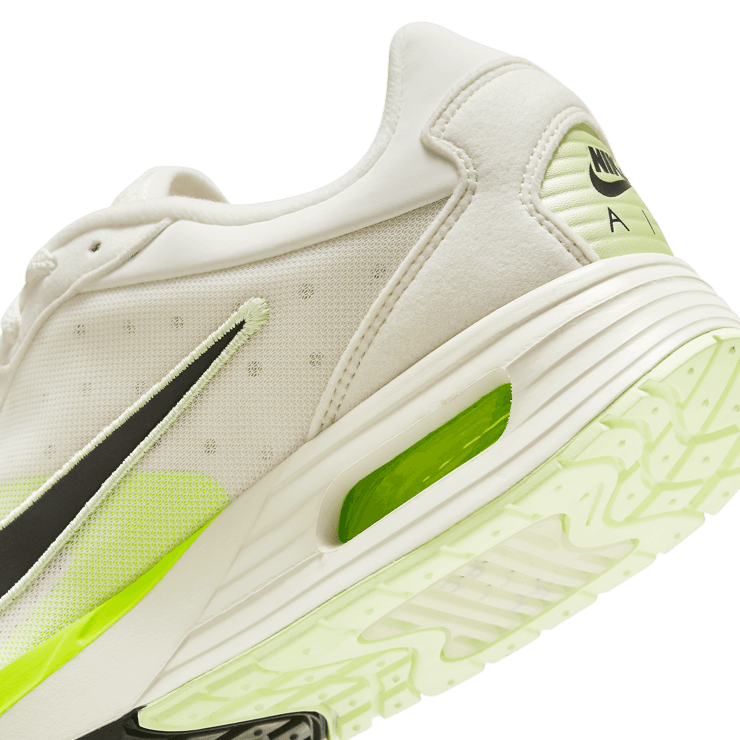 Nike Air Max Solo White Black (W) Angle 5