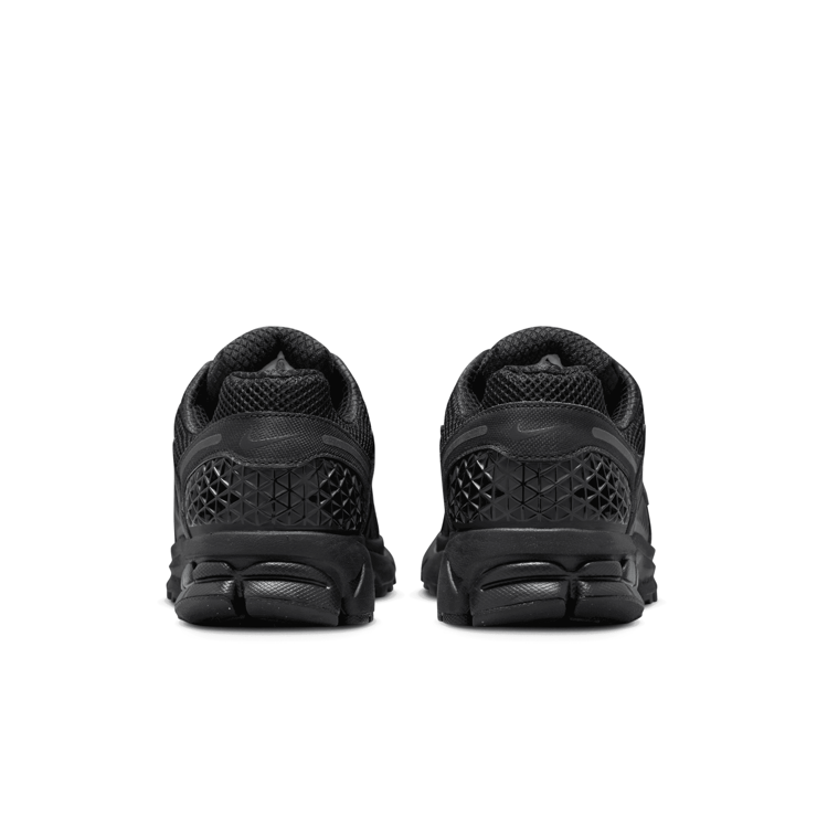 Nike Zoom Vomero 5 Triple Black Angle 4