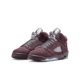 Air Jordan 5 Retro SE Burgundy (2023) (GS) Angle 2