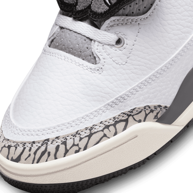 Air Jordan 3 Retro Hide N' Sneak (PS) Angle 4