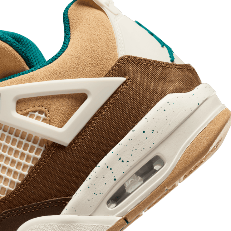 Air Jordan 4 Retro Cacao Wow (GS) Angle 5