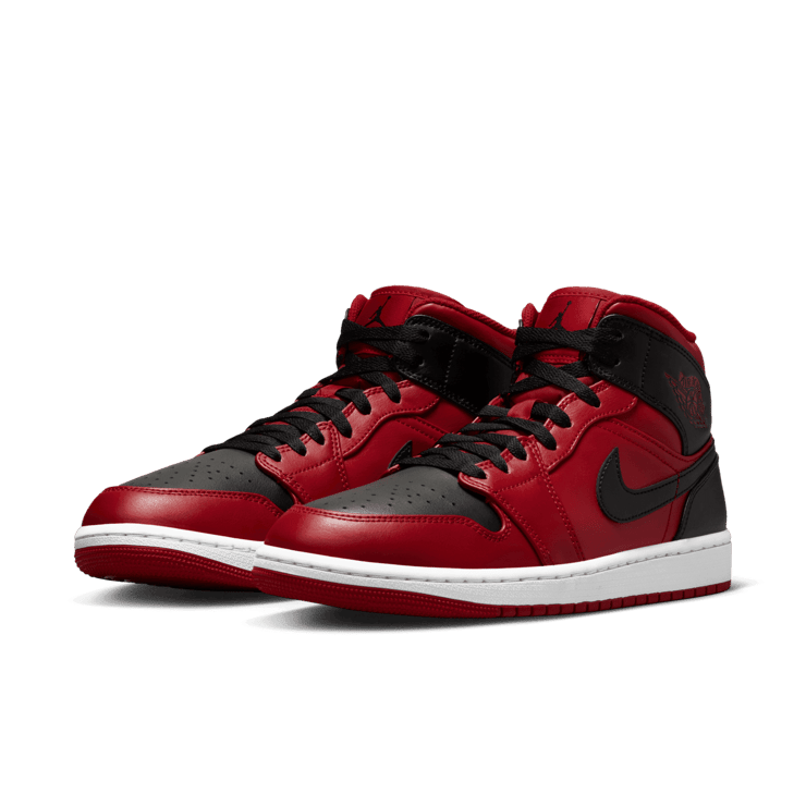 Jordan 1 Mid Reverse Bred Angle 2