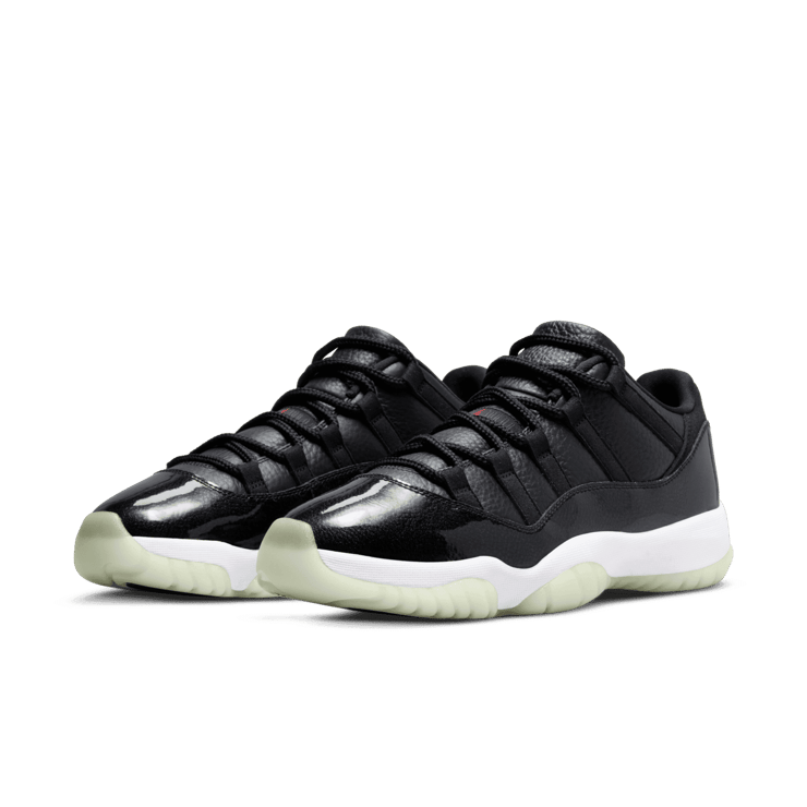 Jordan 11 Low 72-10 Angle 2