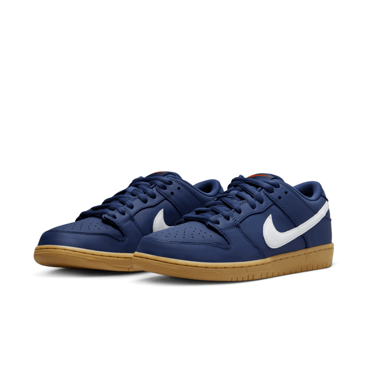 Nike SB Dunk Low Navy Gum Angle 2