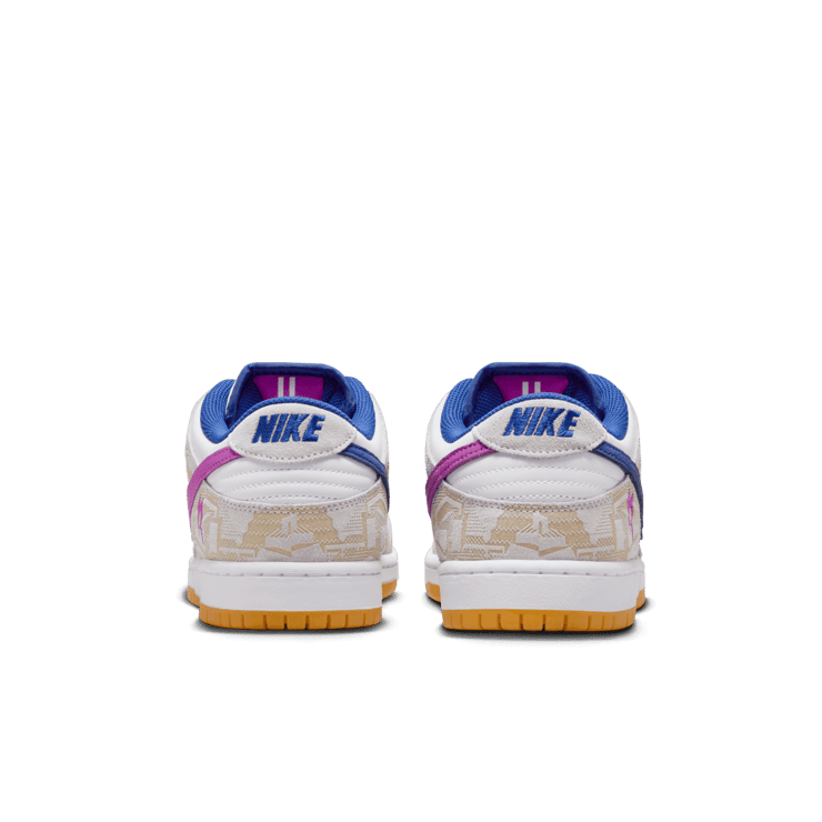 Nike SB Dunk Low Rayssa Leal Angle 3