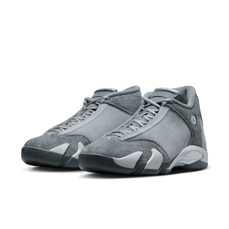 Air Jordan 14 Retro SE Flint Grey Angle 2